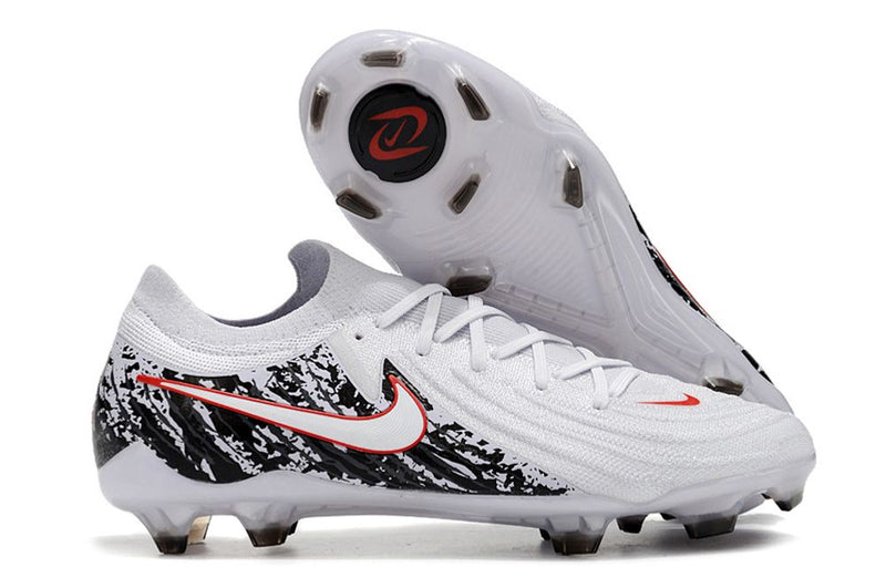 Chuteira Nike Phantom Luna Elite Campo