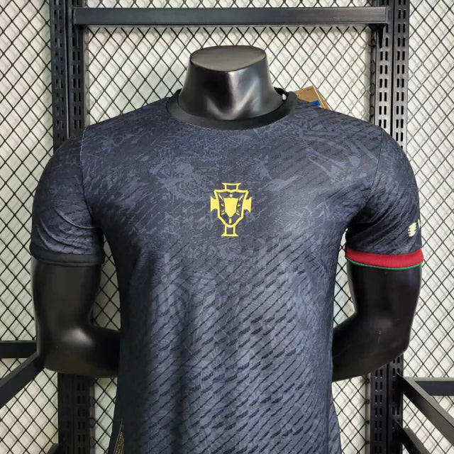 Camisa Portugal Especial CR7 GOAT - Preta - Nike - Masculina Jogador